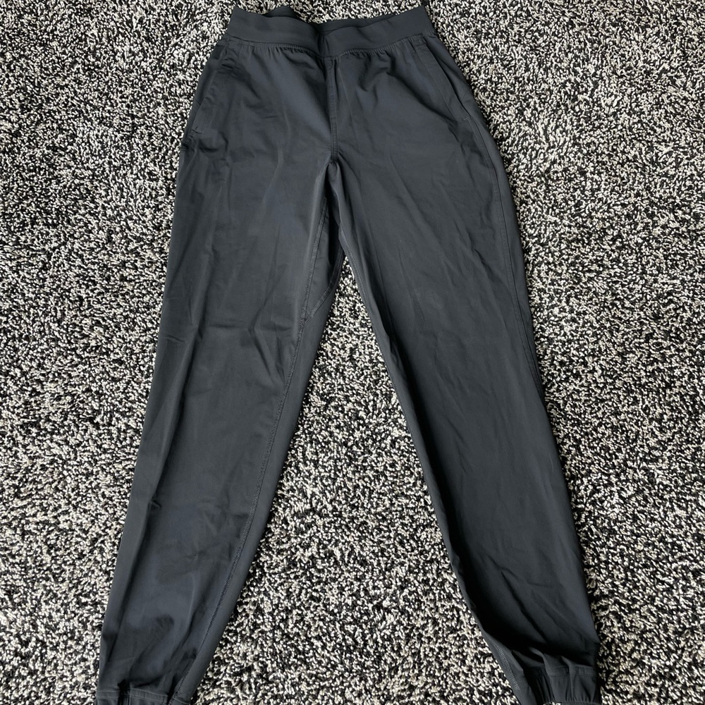 lululemon joggers